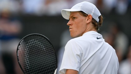 开云下载-温网力克法网，辛纳惊艳四座