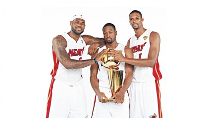 开云体育下载-几内亚正面击溃巴西，当足球版图被泪水与汗水重绘