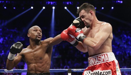 开云APP-东决硝烟未散，欧洲杯惊雷，当德国战车碾碎高卢雄鸡，世界体育的冷门启示录