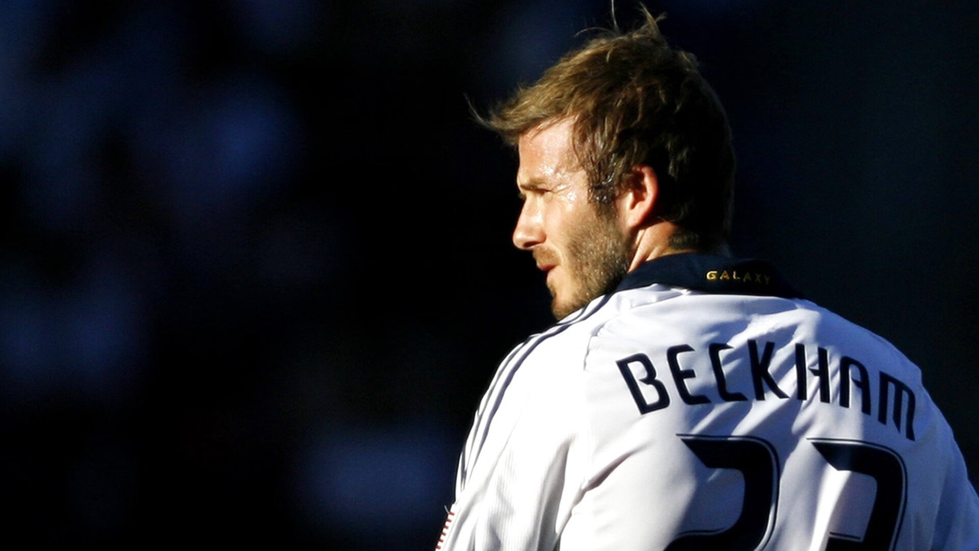 上海队防守锁死老鹰,杰伦格林打出统治级数据,东方篮球智慧与美式天赋的完美交响