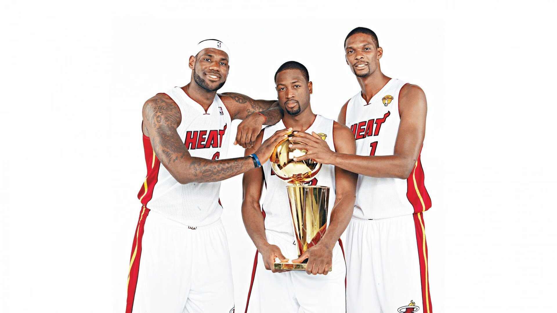 阿圭罗封神夜,当加拿大冰球精神点燃足球场,巴西桑巴为何哑火?